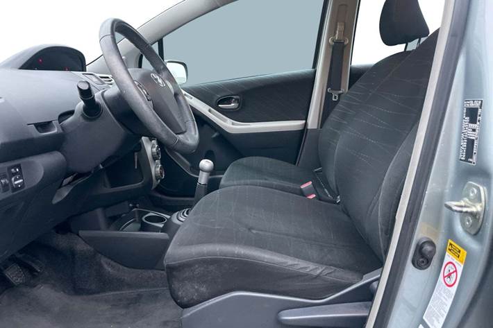 undefined Toyota Yaris fra 2008
