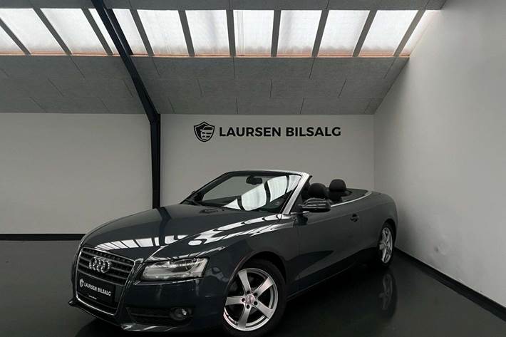 Grøn Audi A5 fra 2009