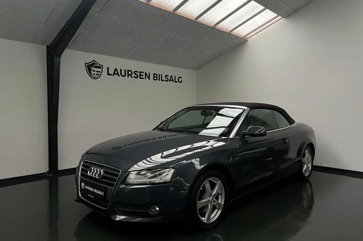 Grøn Audi A5 fra 2009