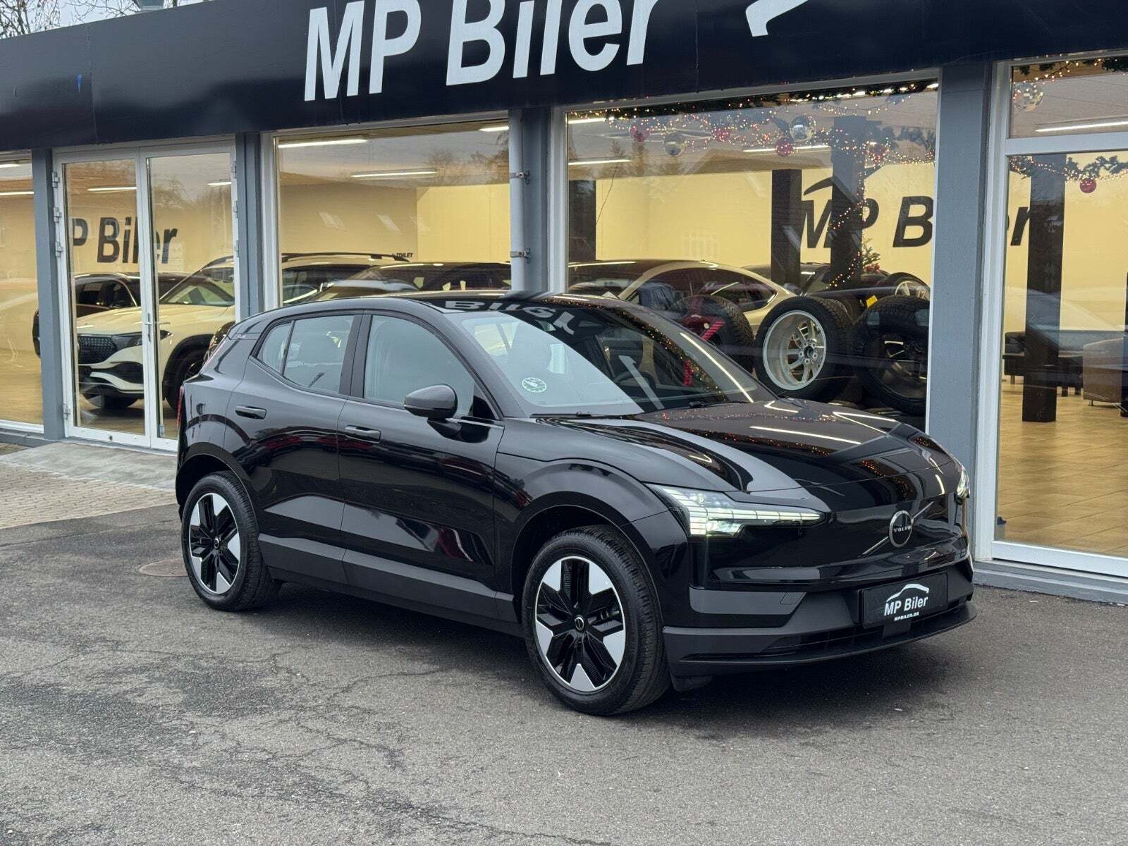 Volvo EX30 Standard Range Core