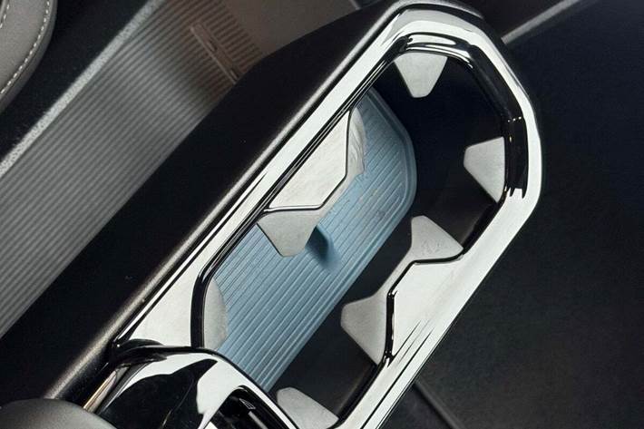 Sort Volvo EX30 fra 2024