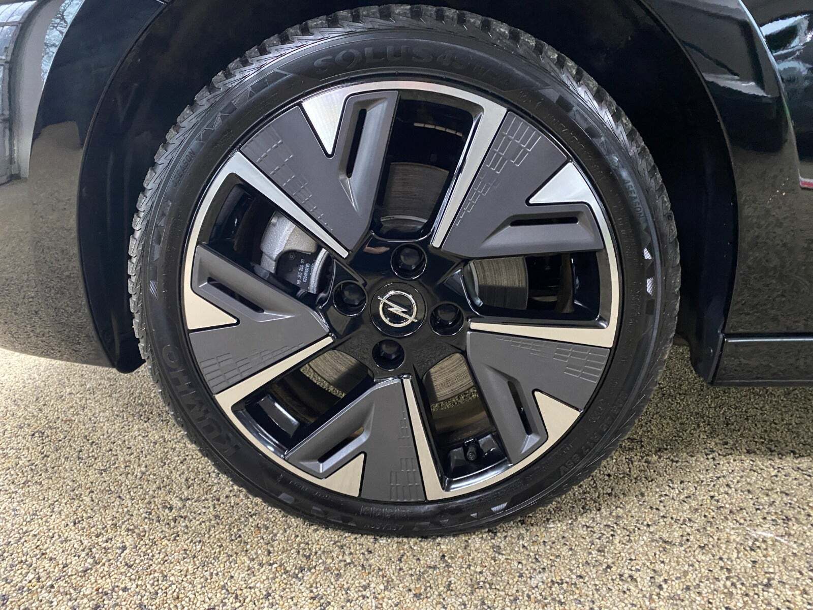 Sort Opel Corsa-e fra 2023