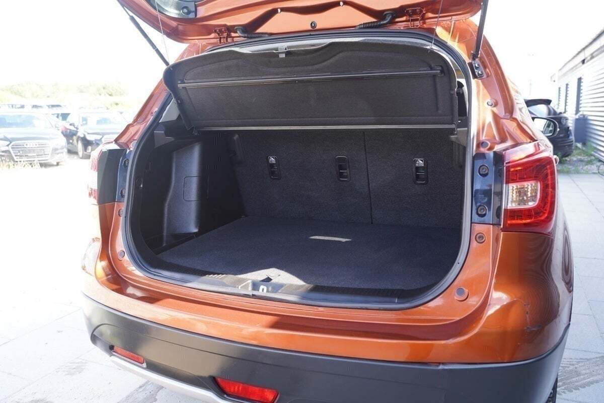 Bronze Suzuki S-Cross fra 2018