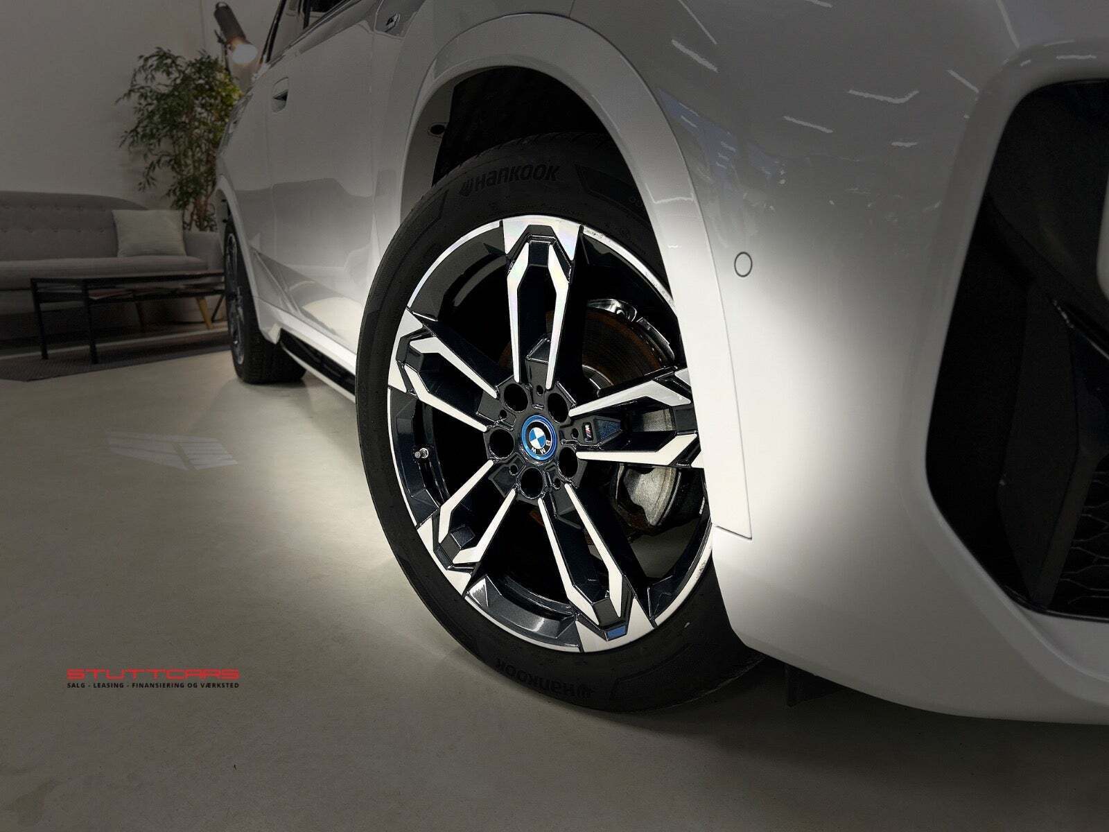 BMW iX1 eDrive20 Fully Charged M-Sport