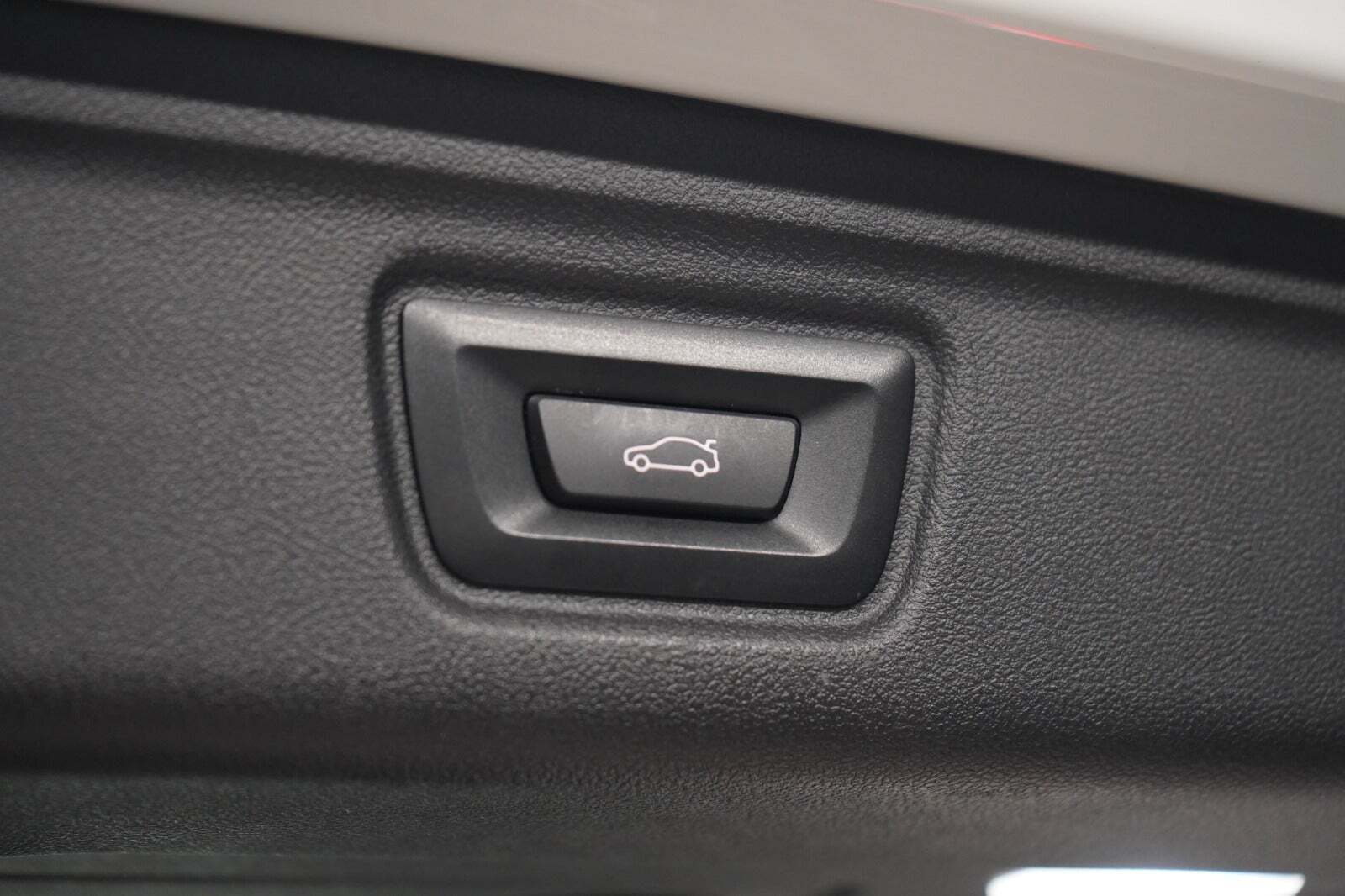 BMW 330e 2,0 Touring M-Sport aut.