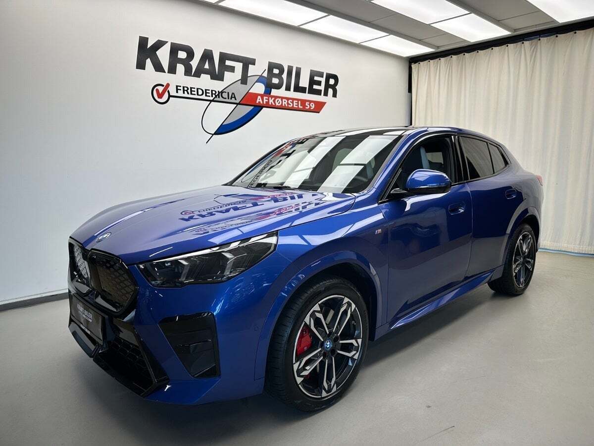 BMW iX2 eDrive20 M-Sport