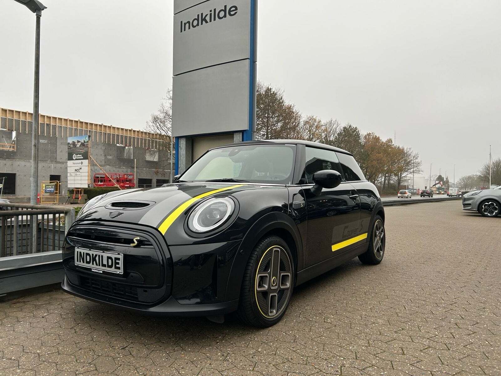 Mini Cooper SE Maximise