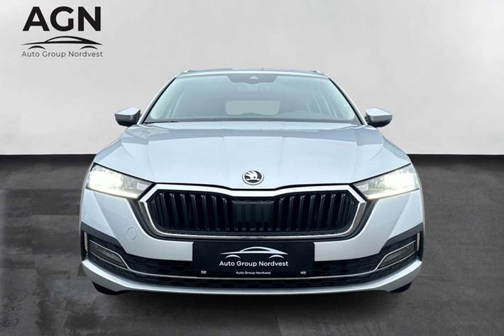 Sølv Skoda Octavia fra 2020