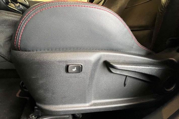 Hvid Kia Ceed fra 2017