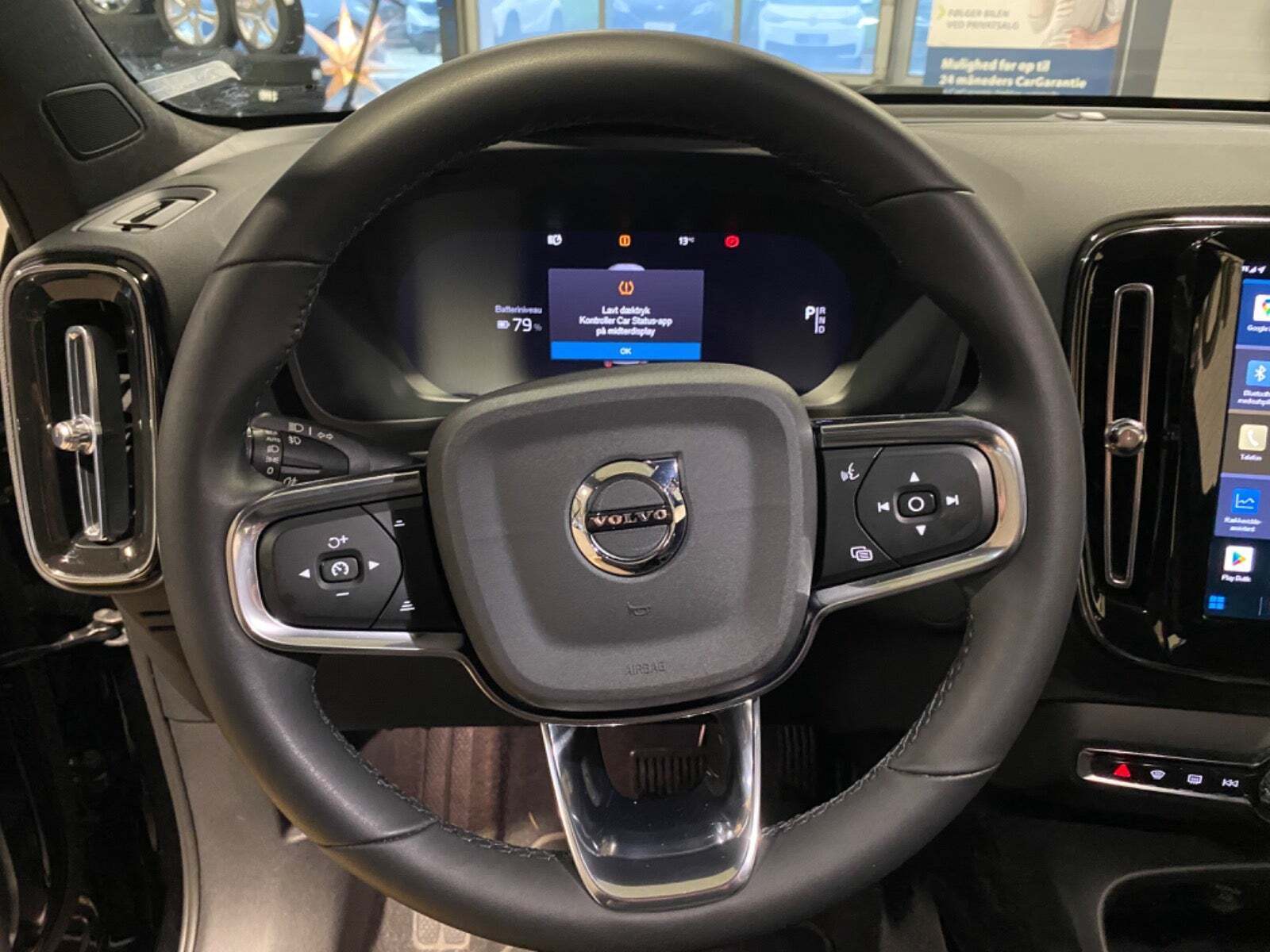 Volvo XC40 P6 ReCharge Core