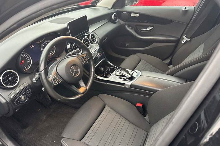 Sort Mercedes C220 d fra 2018