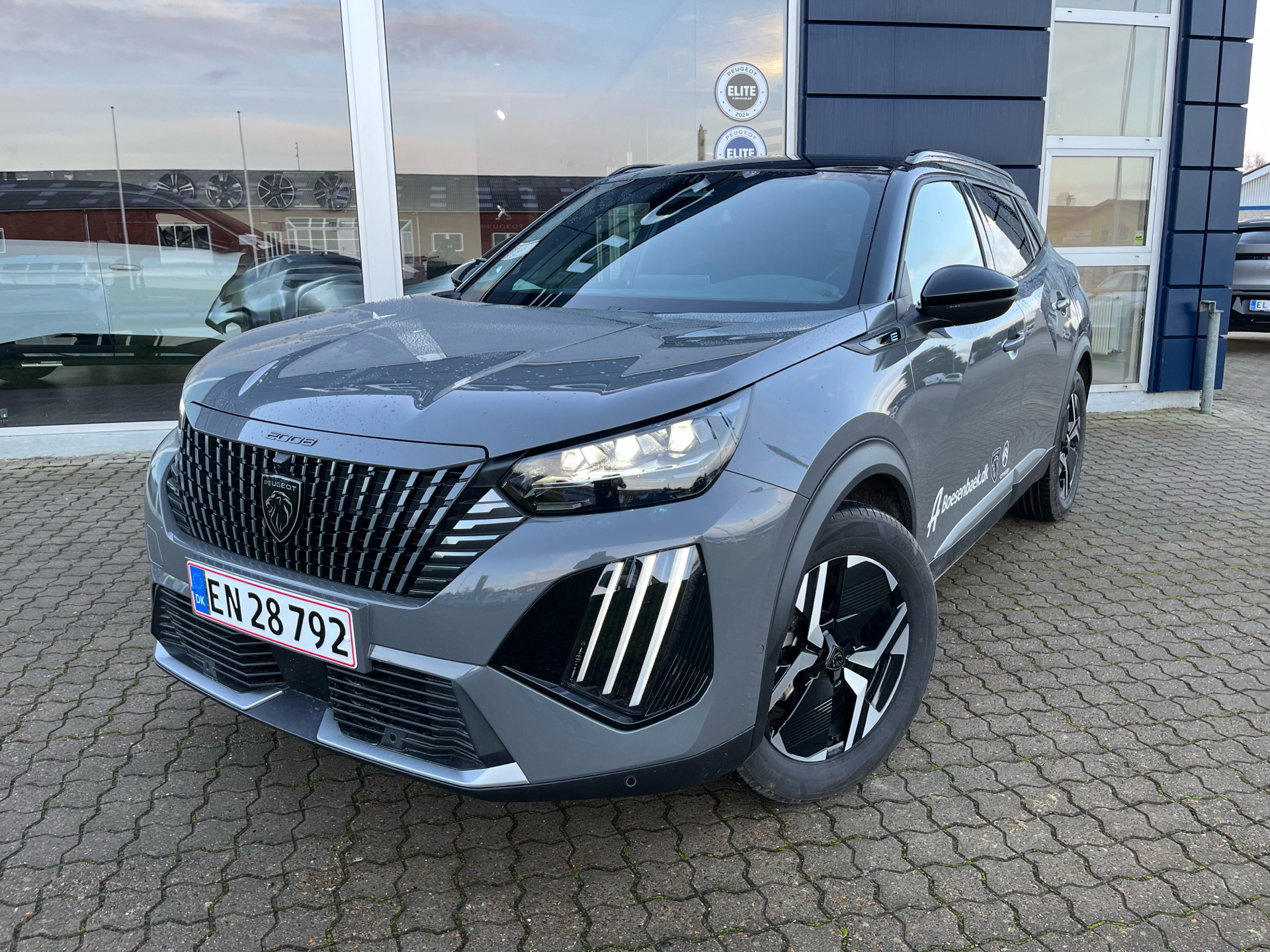 Peugeot e-2008 EL GT 156HK 5d Aut.