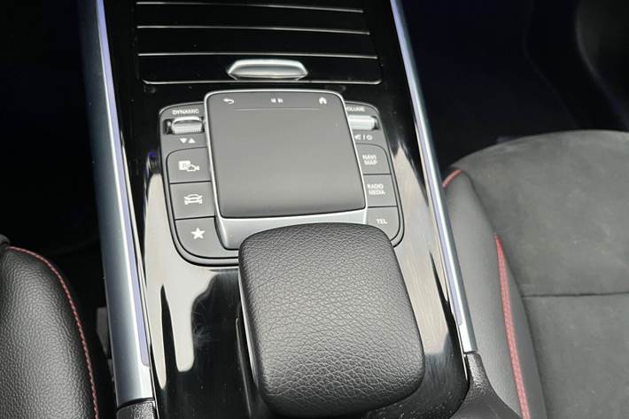 Sort Mercedes EQA 250 fra 2023