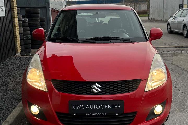 undefined Suzuki Swift fra 2012