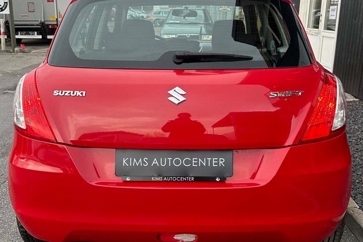 undefined Suzuki Swift fra 2012