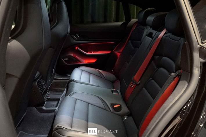 Sort Porsche Taycan 4S fra 2022