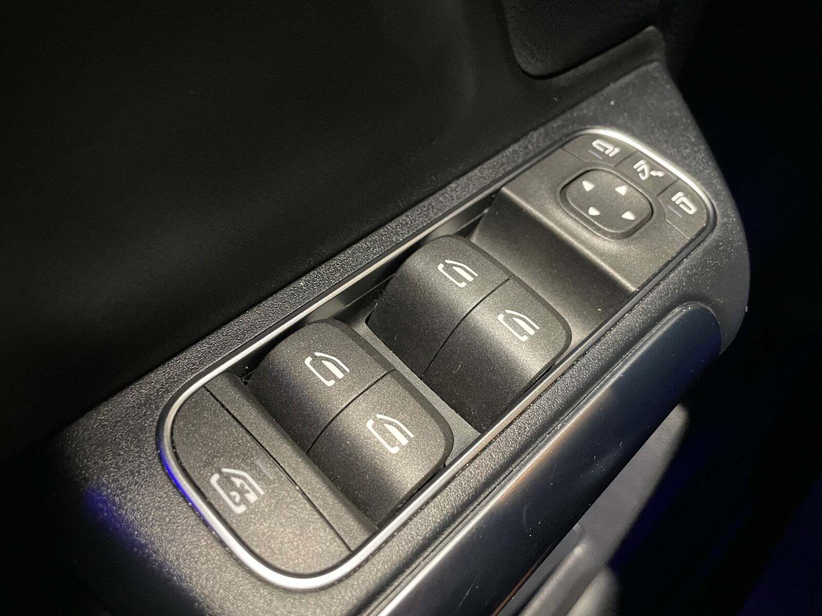 Sort Mercedes GLA250 e fra 2022