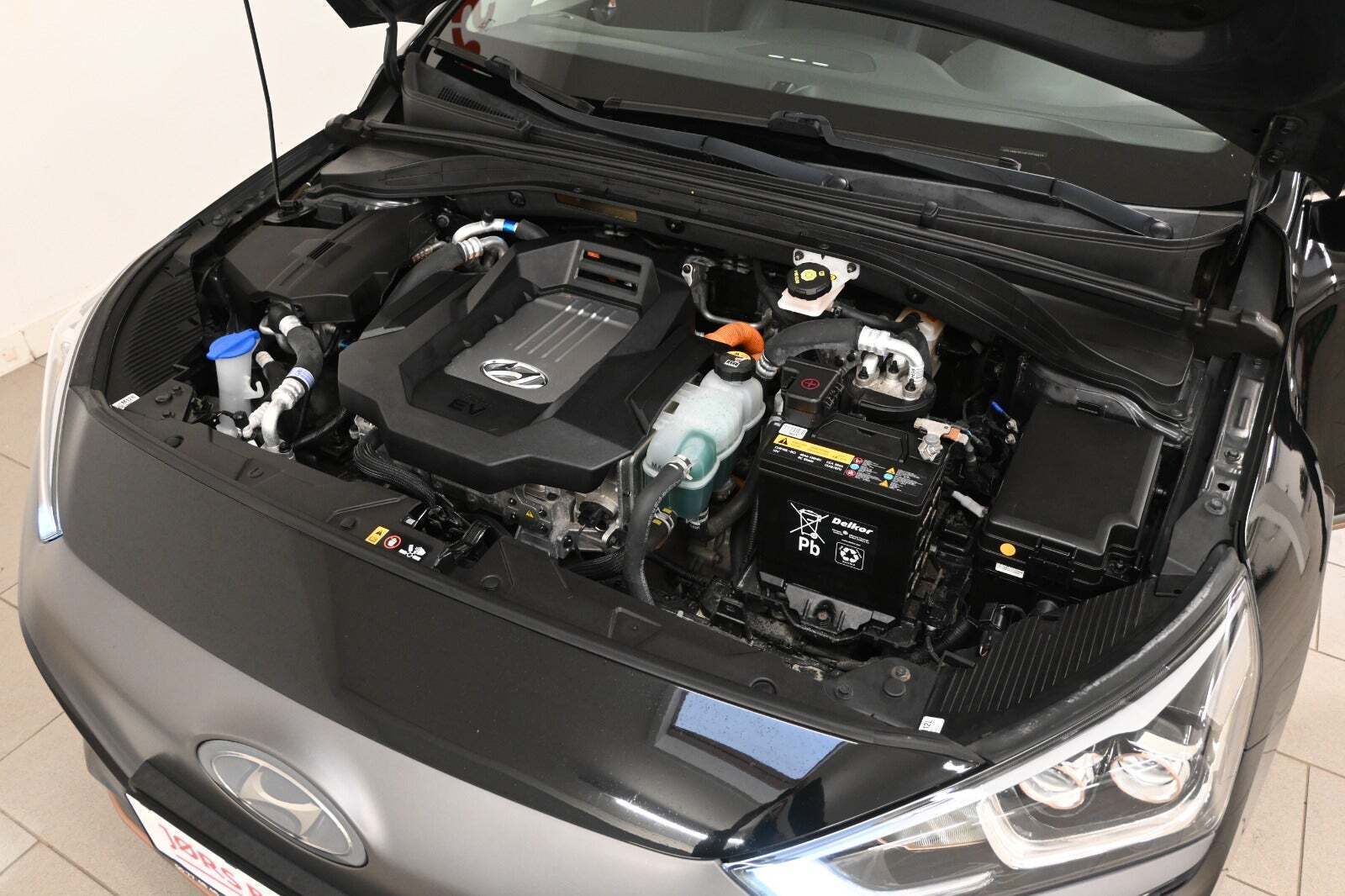 Grå Hyundai Ioniq fra 2018