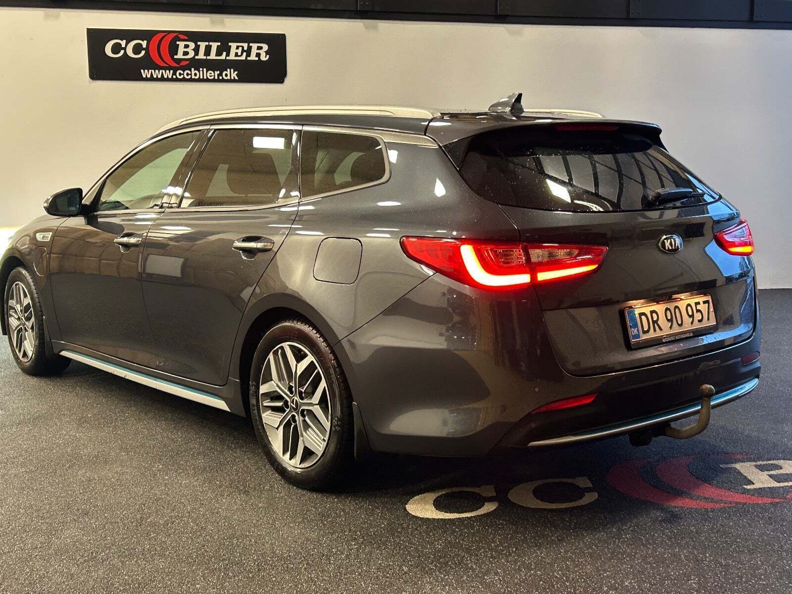 Grå Kia Optima fra 2020