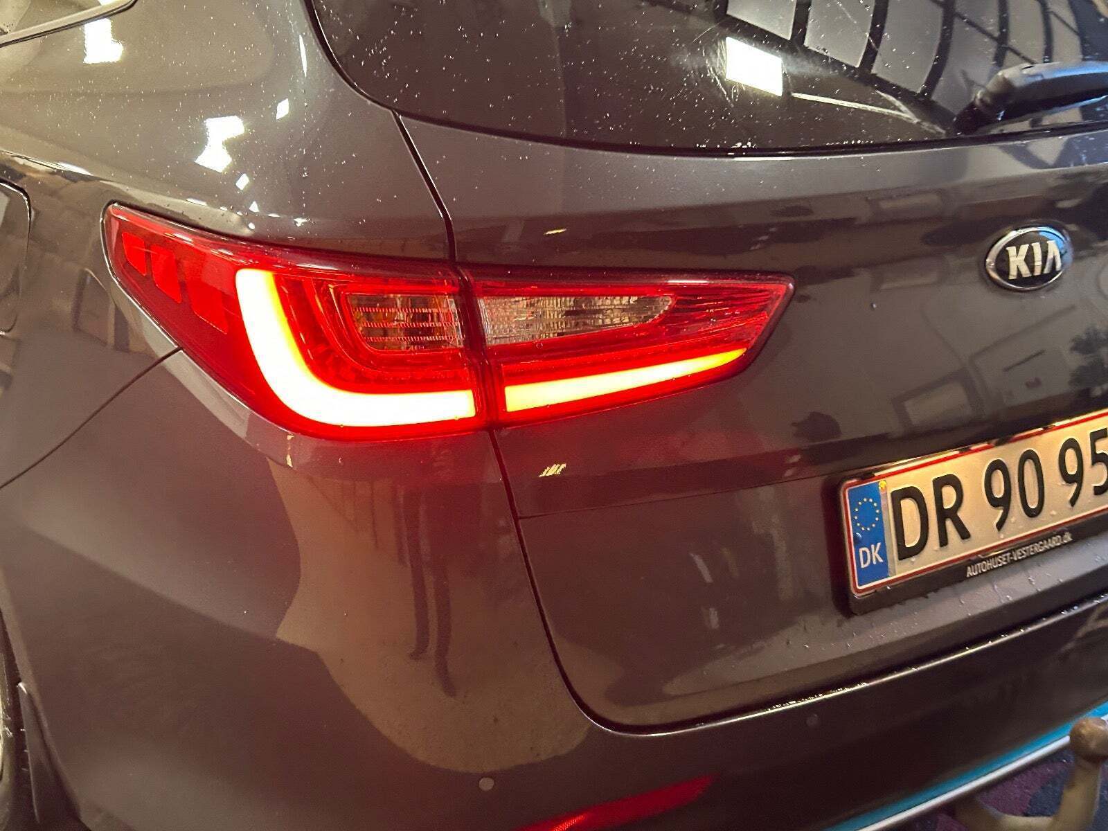 Grå Kia Optima fra 2020