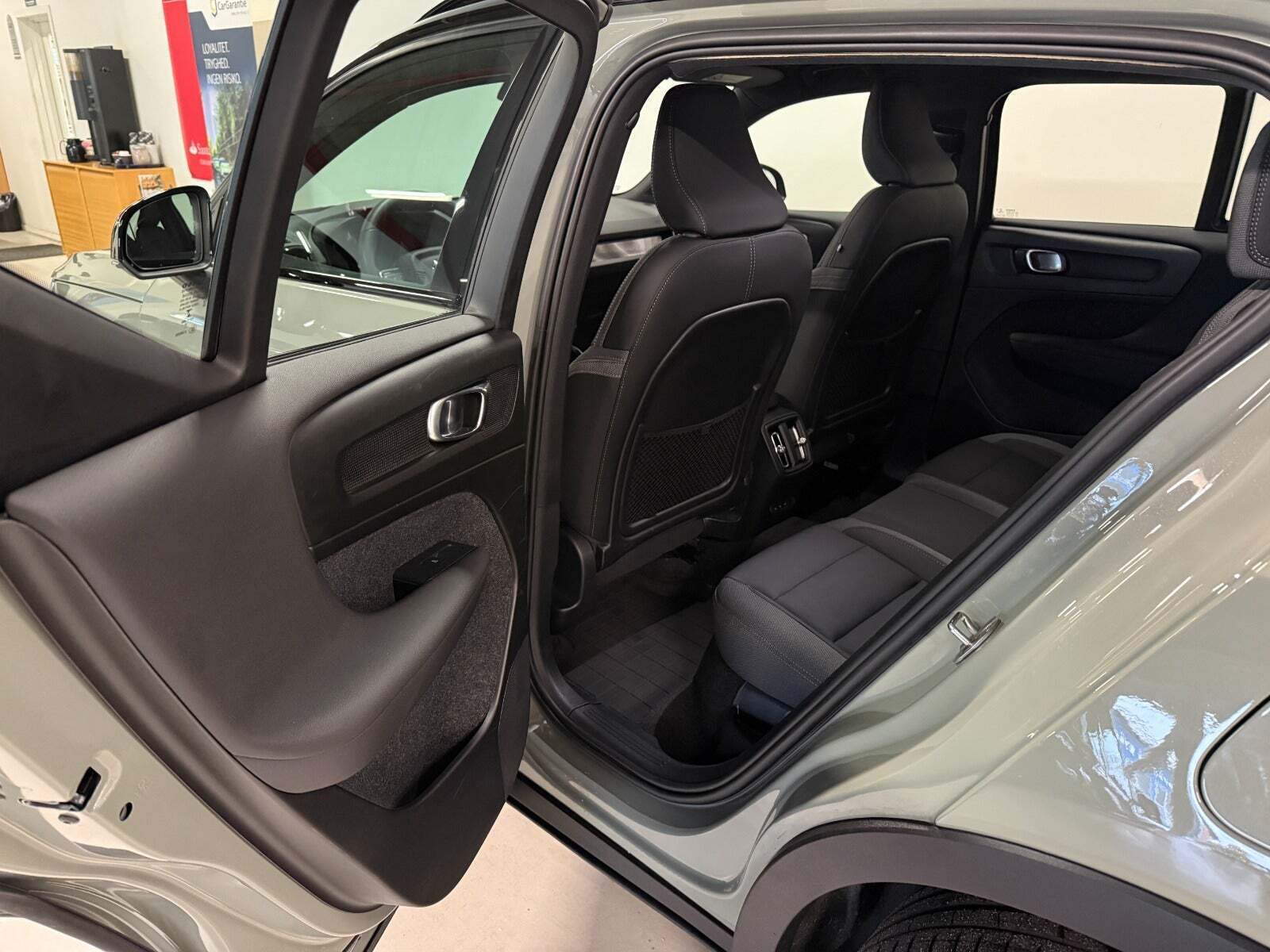 Volvo XC40 P6 ReCharge Plus