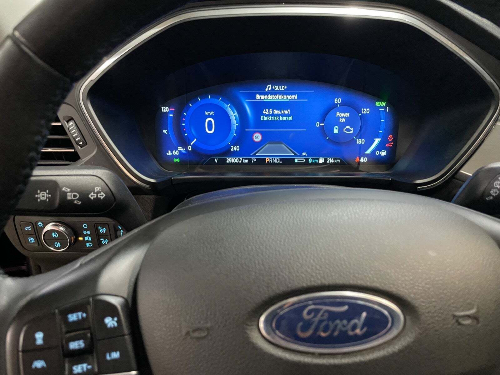 Ford Kuga 2,5 PHEV Titanium CVT