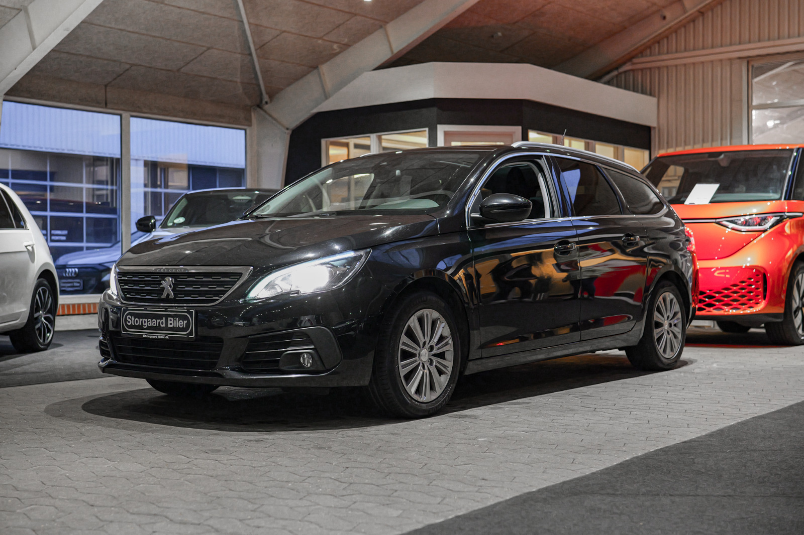 Peugeot 308 1,6 BlueHDi 120 Selection Sky SW