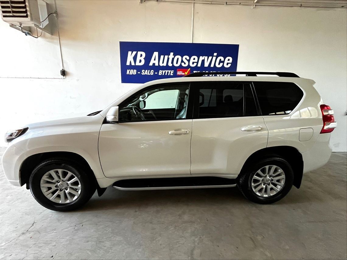 Toyota Land Cruiser 2,8 D-4D T4 aut. 7prs