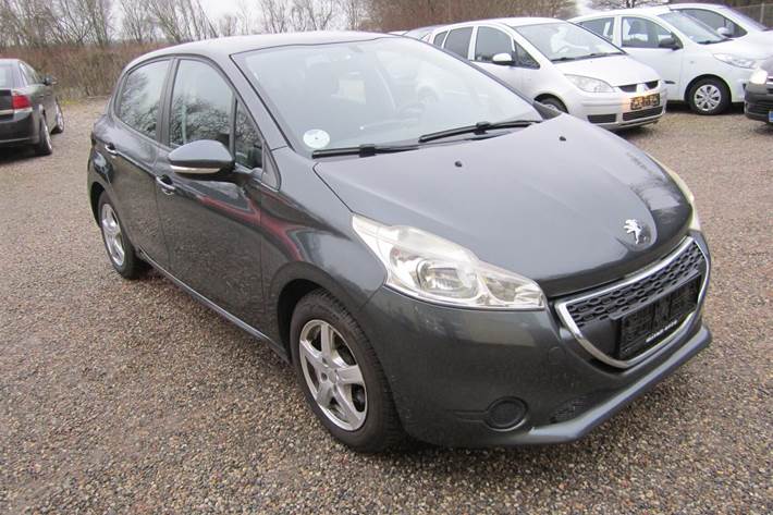 undefined Peugeot 208 fra 2012