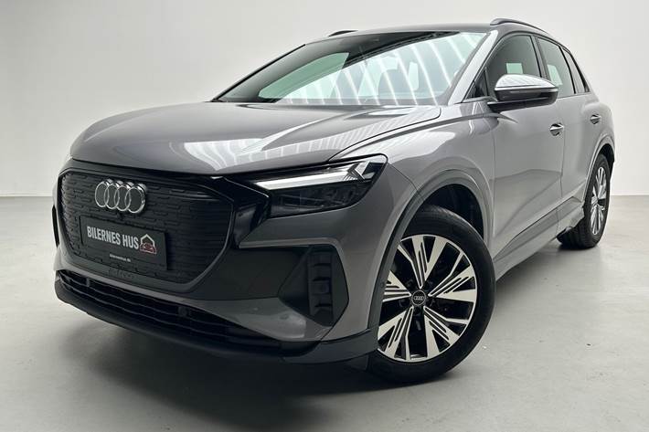 Grå Audi Q4 fra 2022