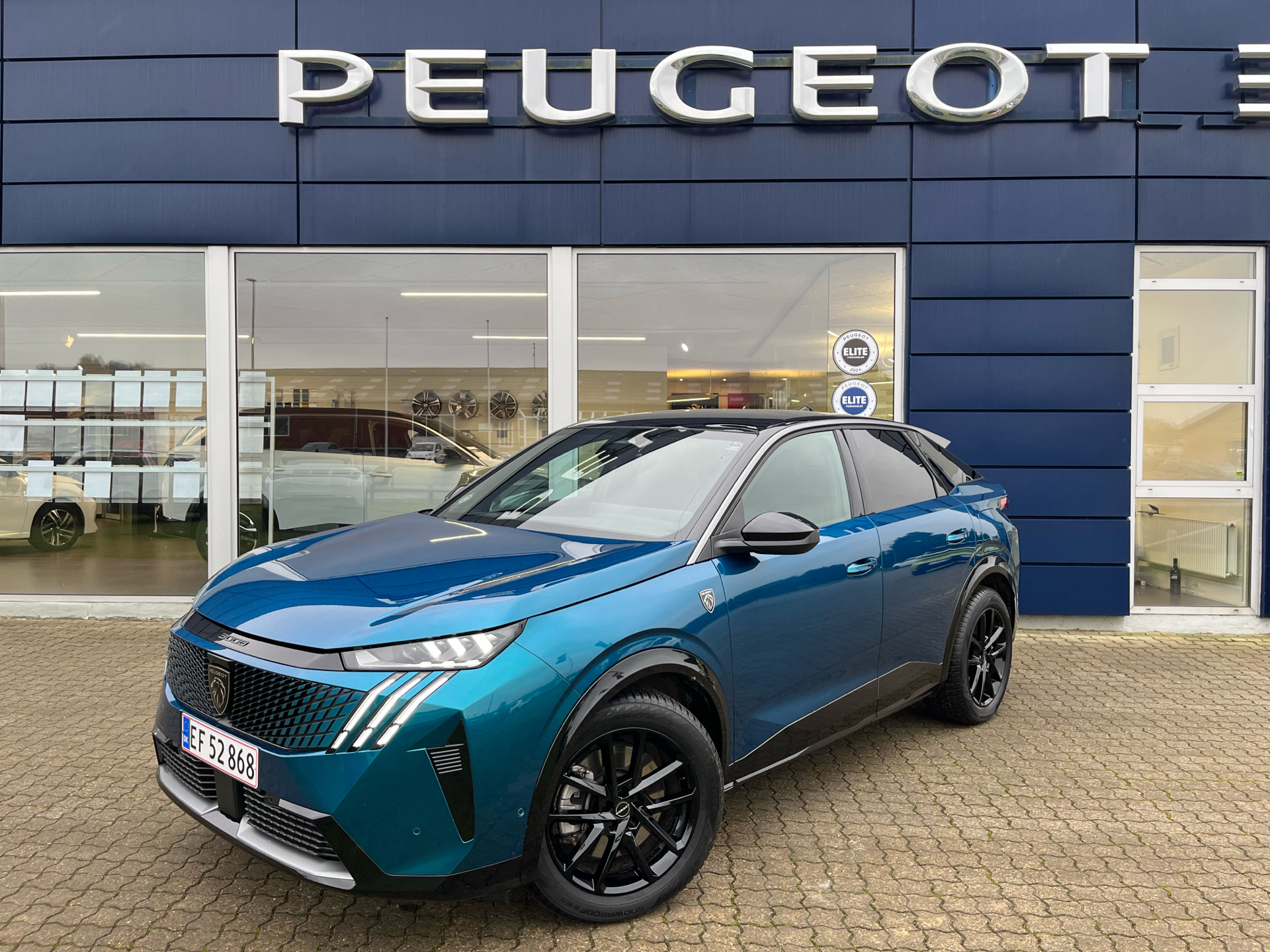 Peugeot e-3008 EL GT Pack 210HK 5d Aut.