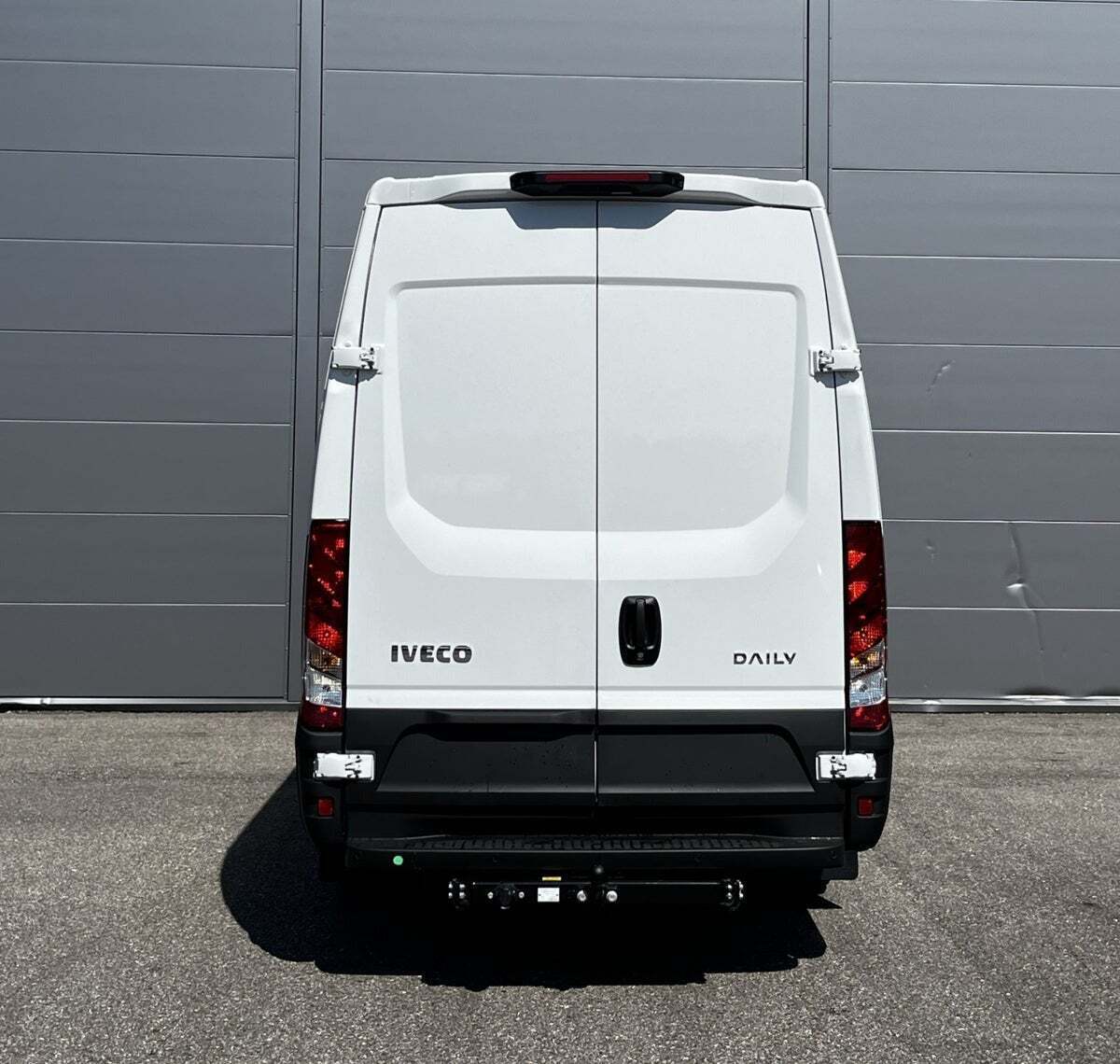 Iveco Daily 3,0 35S18 12m³ Van AG8