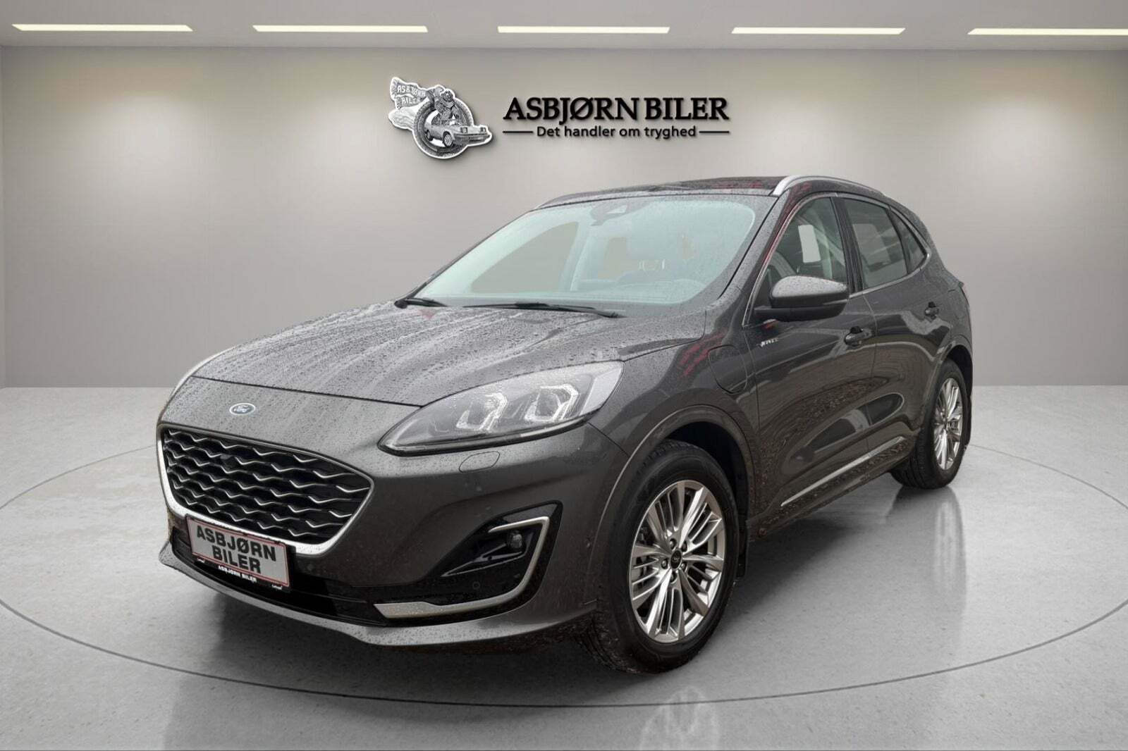 Ford Kuga 2,5 PHEV Vignale CVT