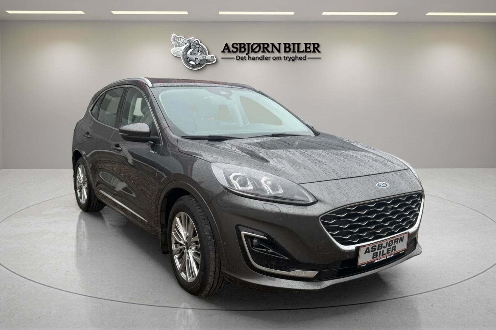 Ford Kuga 2,5 PHEV Vignale CVT