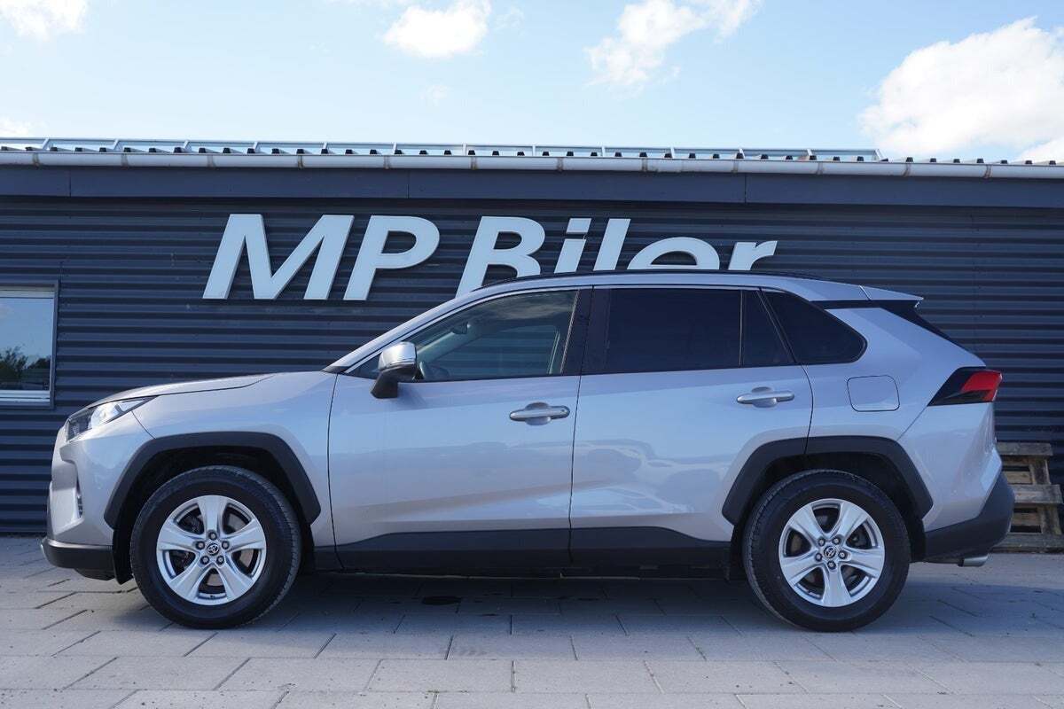 Toyota RAV4 2,0 T3 Comfort e-CVT