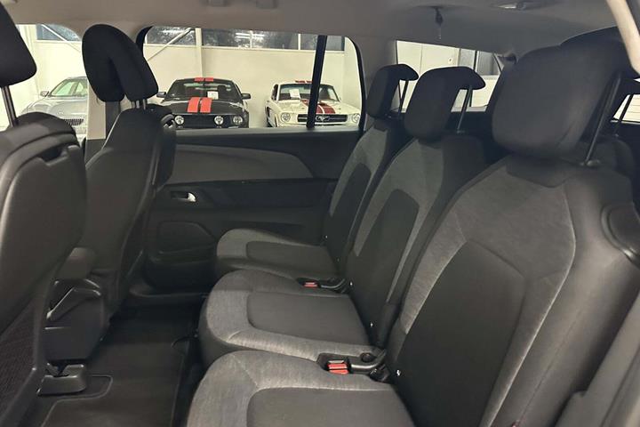 Sort Citroën Grand C4 SpaceTourer fra 2019 set indefra