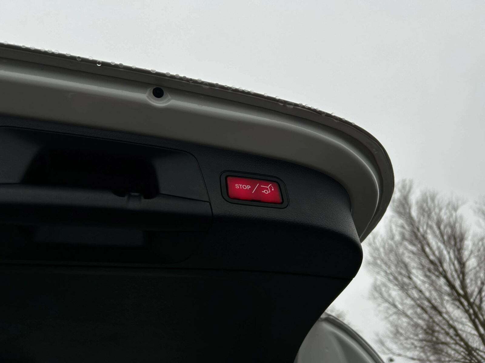 Hvid Mercedes EQA250 fra 2021