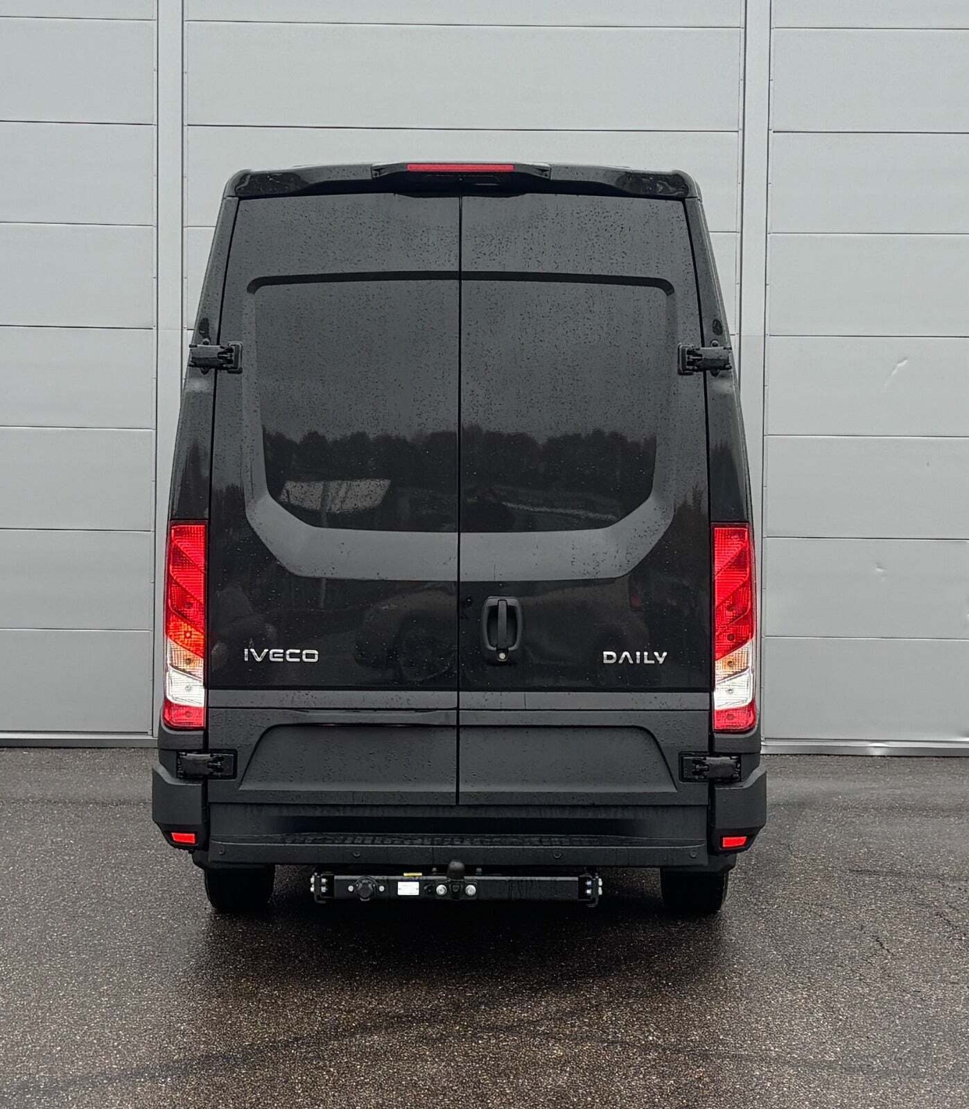 Iveco Daily 3,0 35S18 12m³ Van AG8