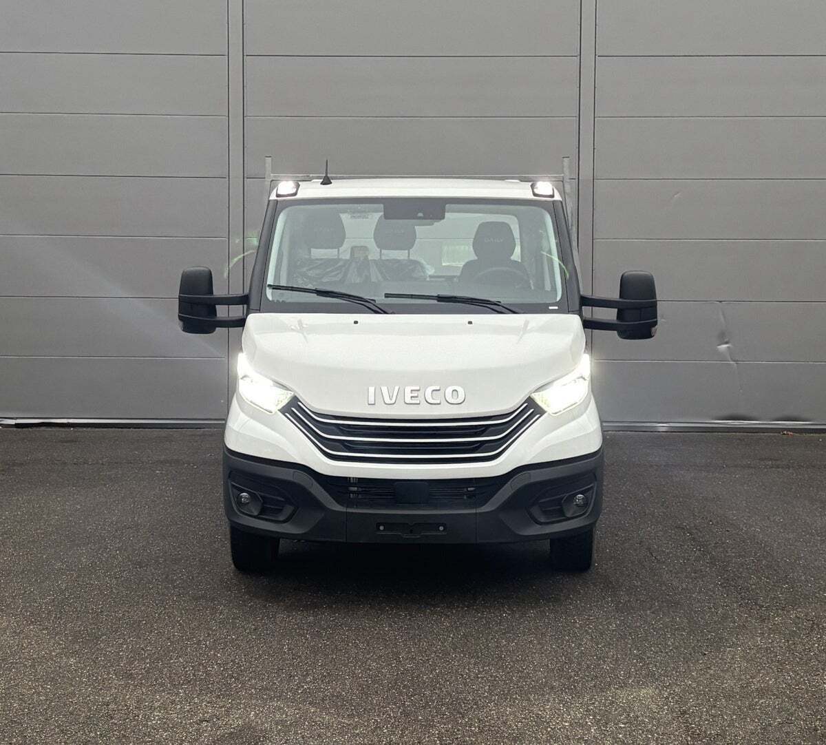 Iveco Daily 3,0 35S18 4100mm Lad AG8