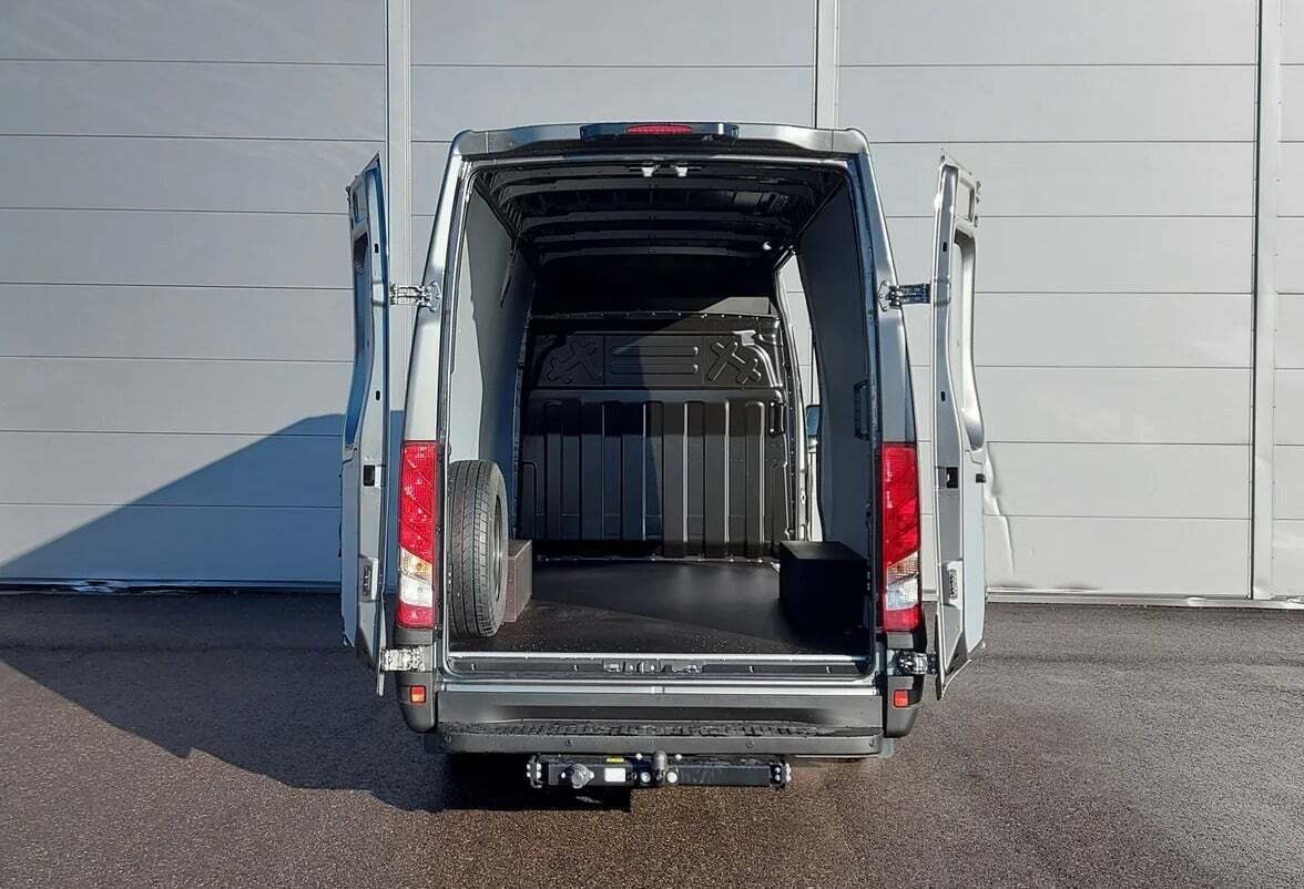 Iveco Daily 3,0 35S21 12m³ Van AG8