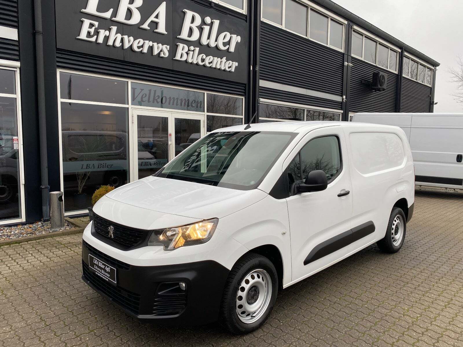 Peugeot Partner 1,5 BlueHDi 100 L2V2 Plus Van