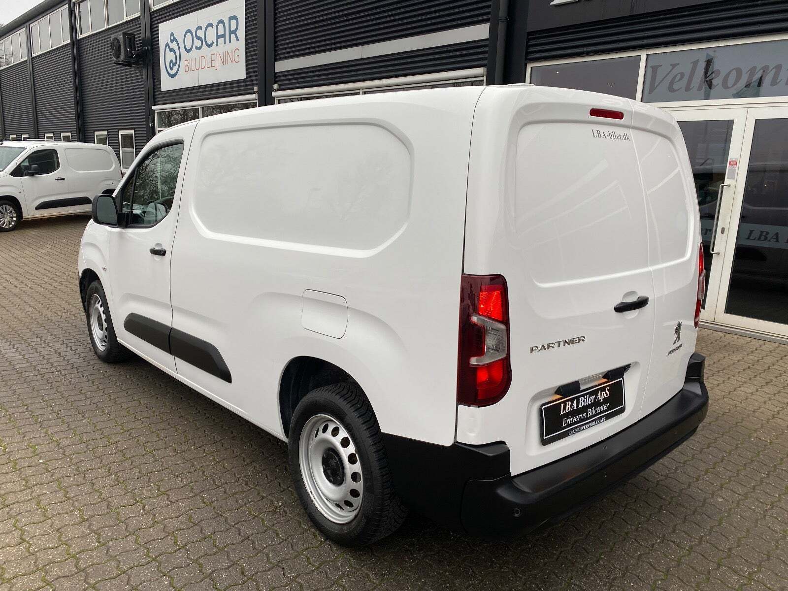 Peugeot Partner 1,5 BlueHDi 100 L2V2 Plus Van