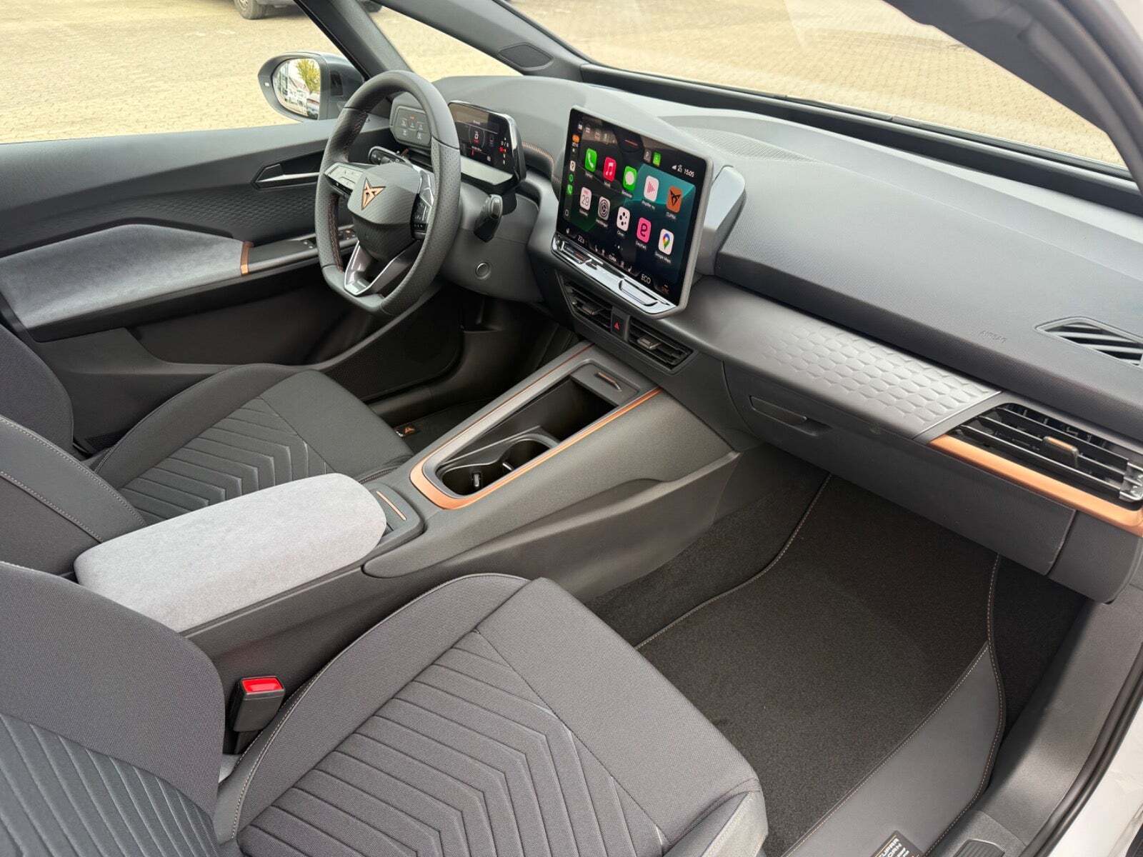 Hvid Cupra Born fra 2025