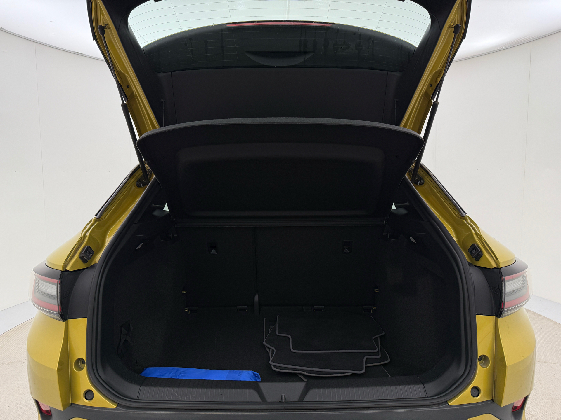 Gul VW ID.4 fra 2021