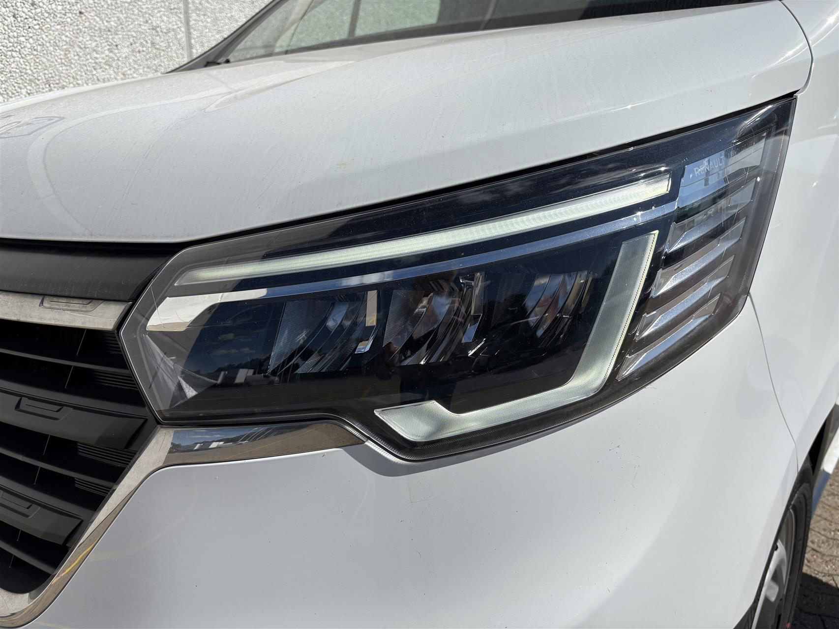 Renault Trafic 2,0 L2H1 DCI Tek start/stop 130HK Van 6g