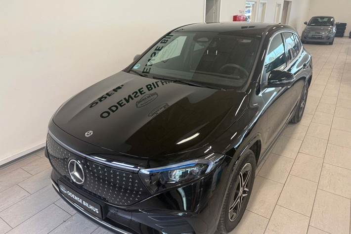Sort Mercedes EQA250+ fra 2024