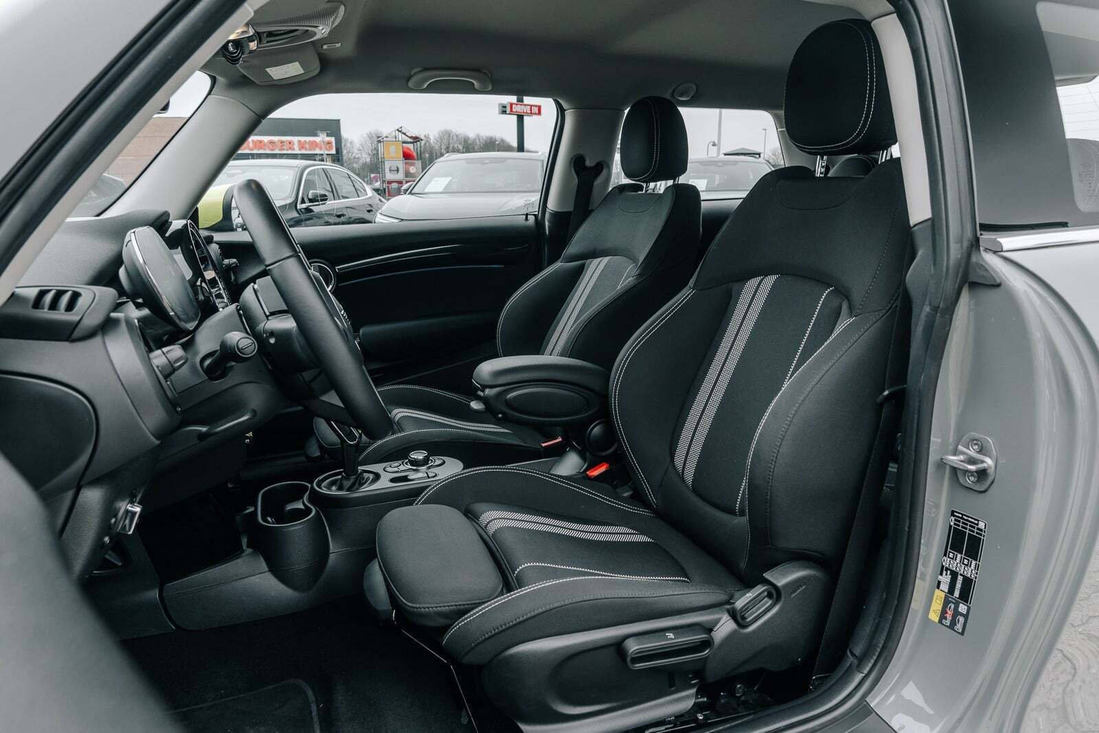 Mini Cooper SE Essential