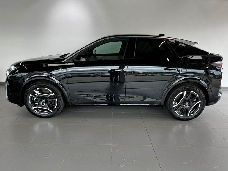 Peugeot e-3008 77 GT Pack