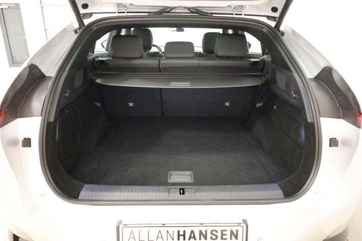 Sølv Xpeng G6 fra 2024