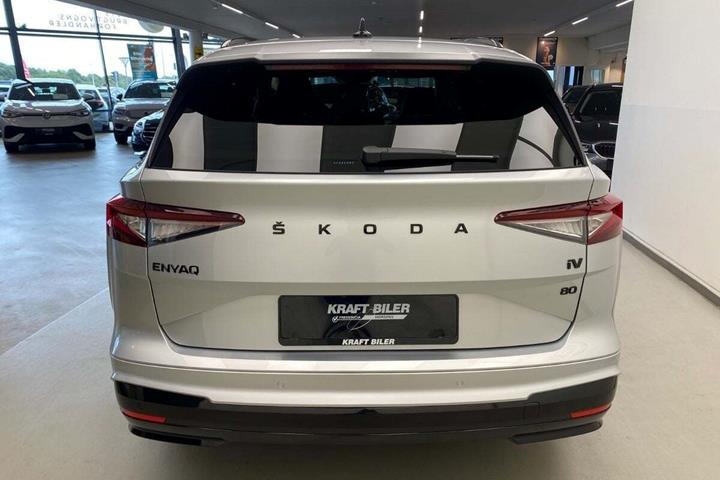 Sølv Skoda Enyaq fra 2023